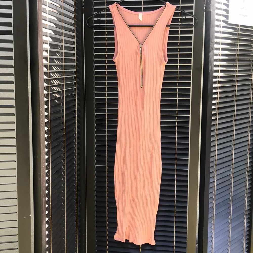 Light pink dress gold zipper